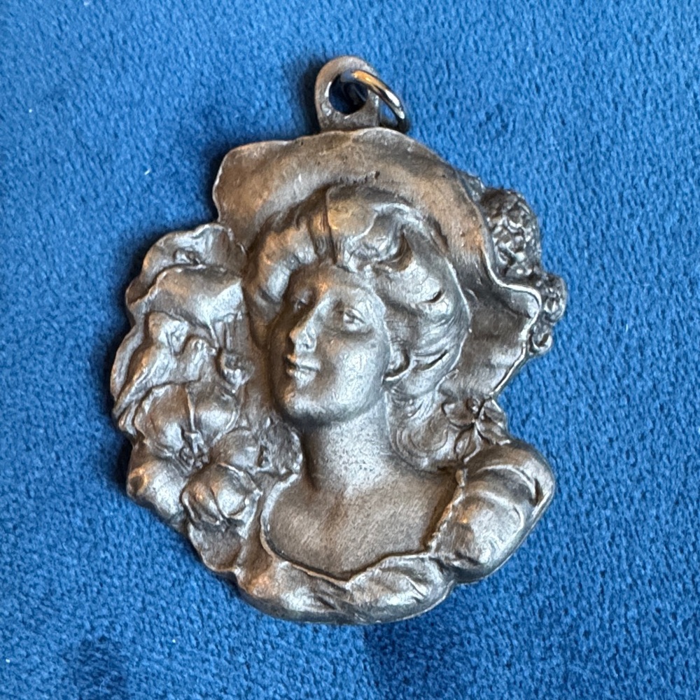Vintage Pewter Gibson Girl Pendant